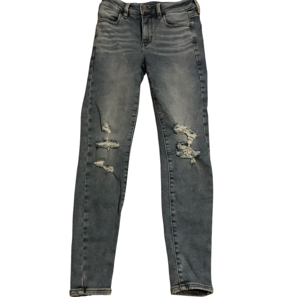 American Eagle Outfitters hi rise Jeggings with Distressed Details 2 short